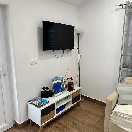Apartment Lora Skradin