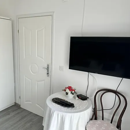 Lora Apartment Skradin